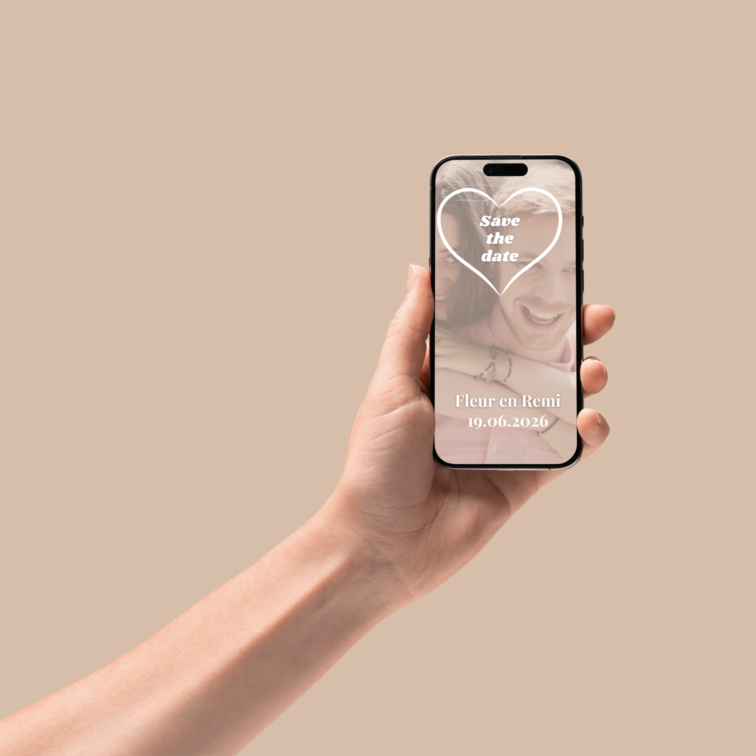 Online save the date kaart met hart, digitaal Canva sjabloon in romantische stijl