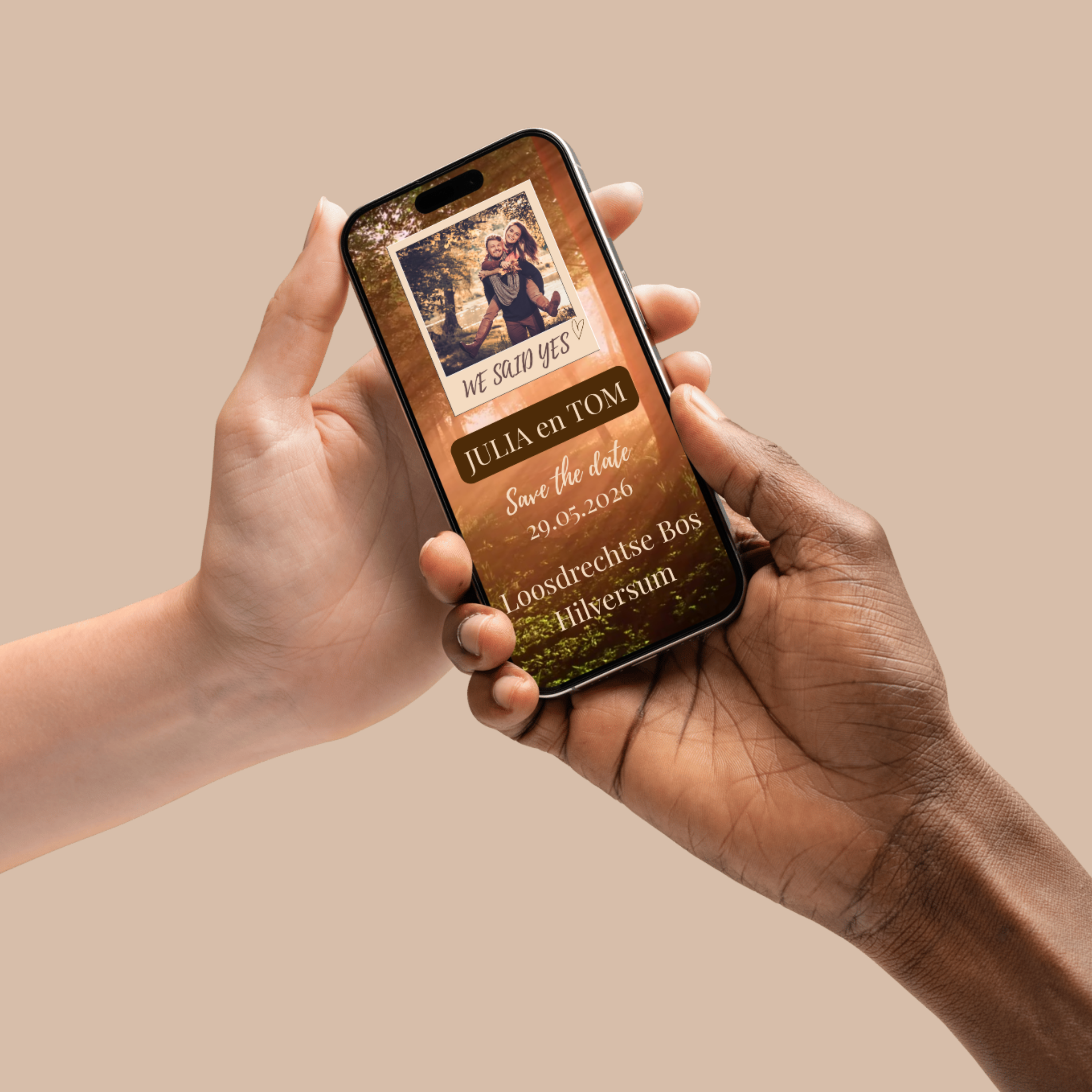 Romantische digitale Save the Date kaart met fotolijstje, namen en trouwdatum, Canva template