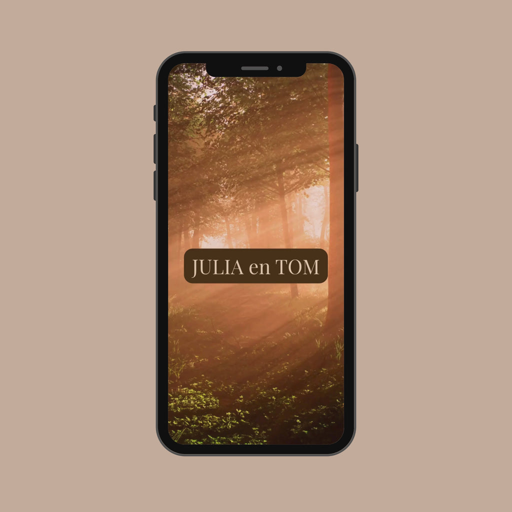 Save the Date kaart, fotolijstje met “We said yes”, namen, datum en locatie, Canva template